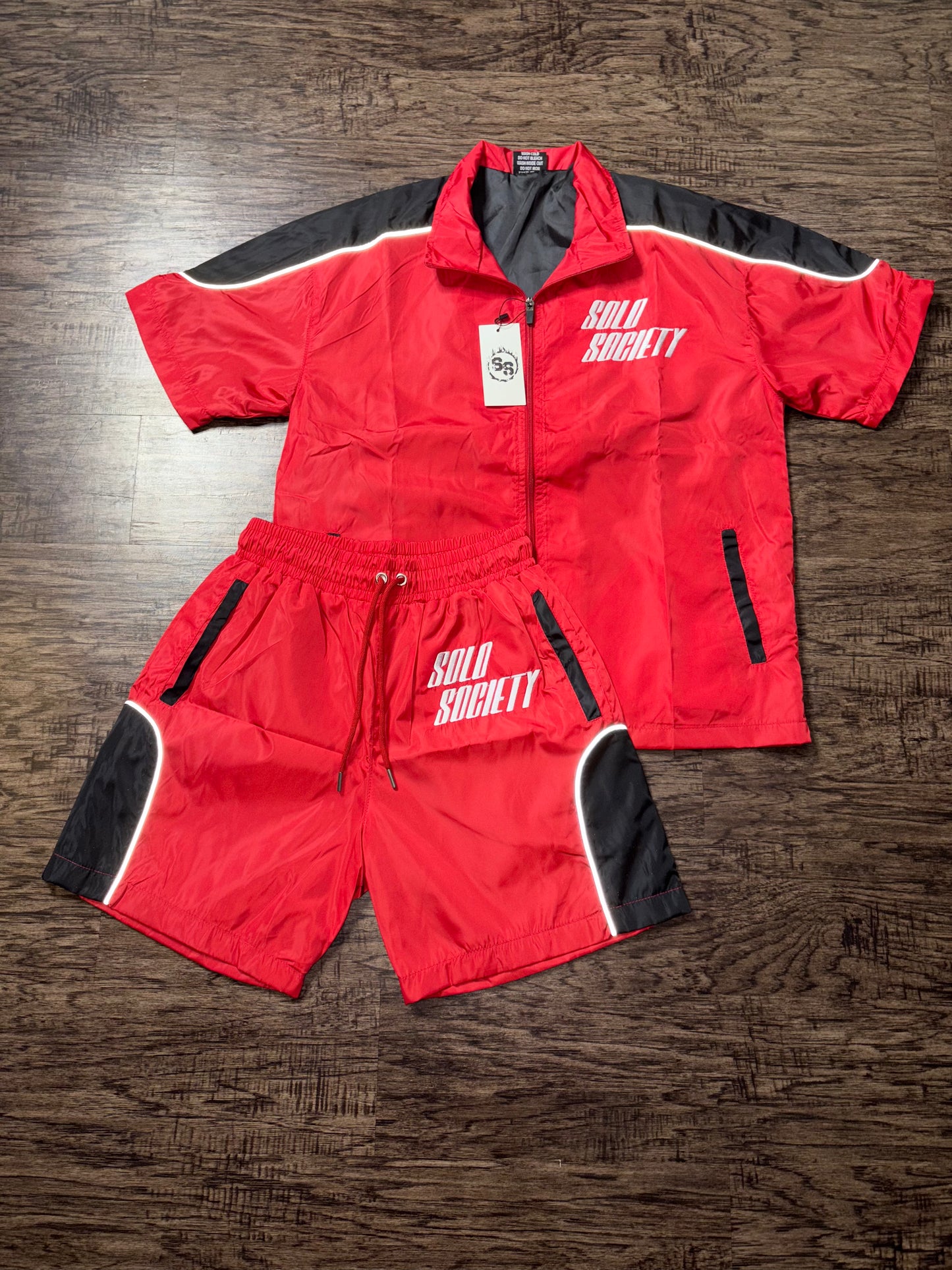 Windbreaker short set red